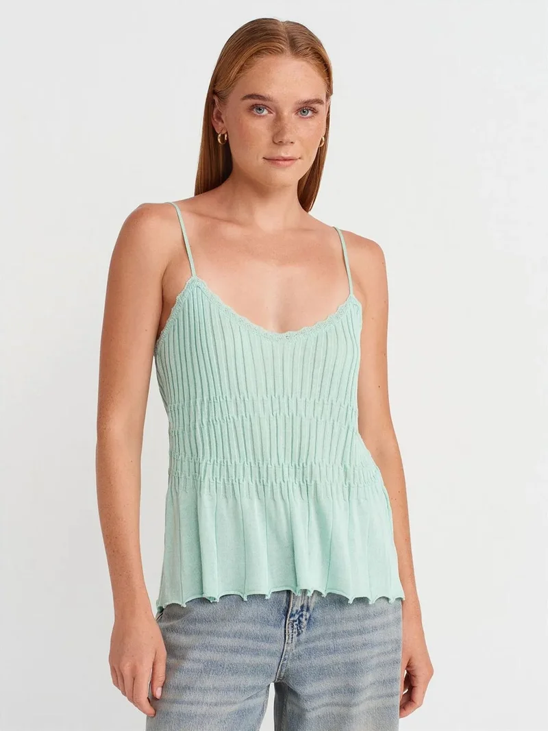 Dilvin DILVIN Ribbed Sleeveless V-neck Blouse