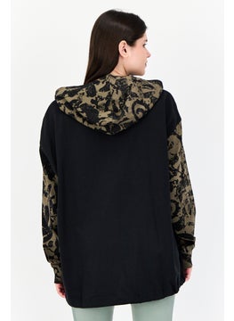 Nike Women Oversized Fit Long Sleeve Outdoor Hoodie, Multicolor  - Image 2