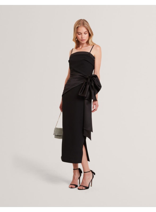 TAILORED SLEEVELESS