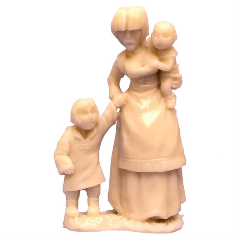 Reaper Townsfolk: Mom & Kids (1) Miniature - Image 3