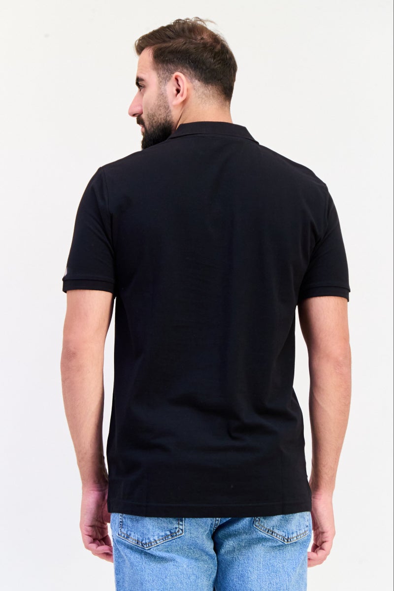 JOHN RICHMOND تي شيرت بولو بأكمام قصيرة للرجال بتصميم عادي مع شعار العلامة التجارية، أسود - Image 4