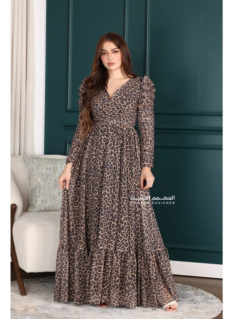 المصمم الحديث فستان ناعم تايجر فخم بأكمام طويلة بتصميم حديث بطبقة اسفل الفستان لتبرز انوثتك بشكل رائع من براند المصمم الحديث - Image 1