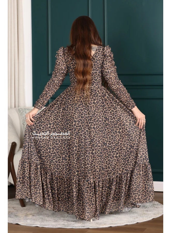 المصمم الحديث فستان ناعم تايجر فخم بأكمام طويلة بتصميم حديث بطبقة اسفل الفستان لتبرز انوثتك بشكل رائع من براند المصمم الحديث - Image 2
