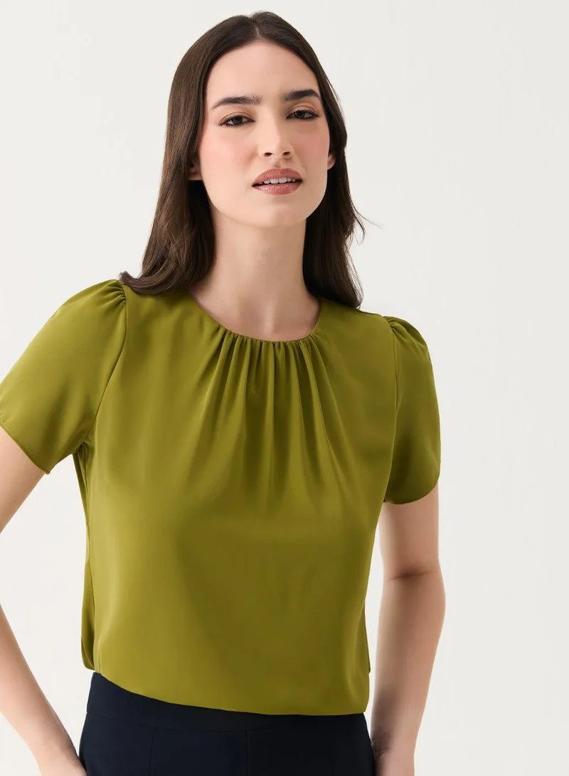 Zigzag Olive Short Sleeve Chiffon Neck Top