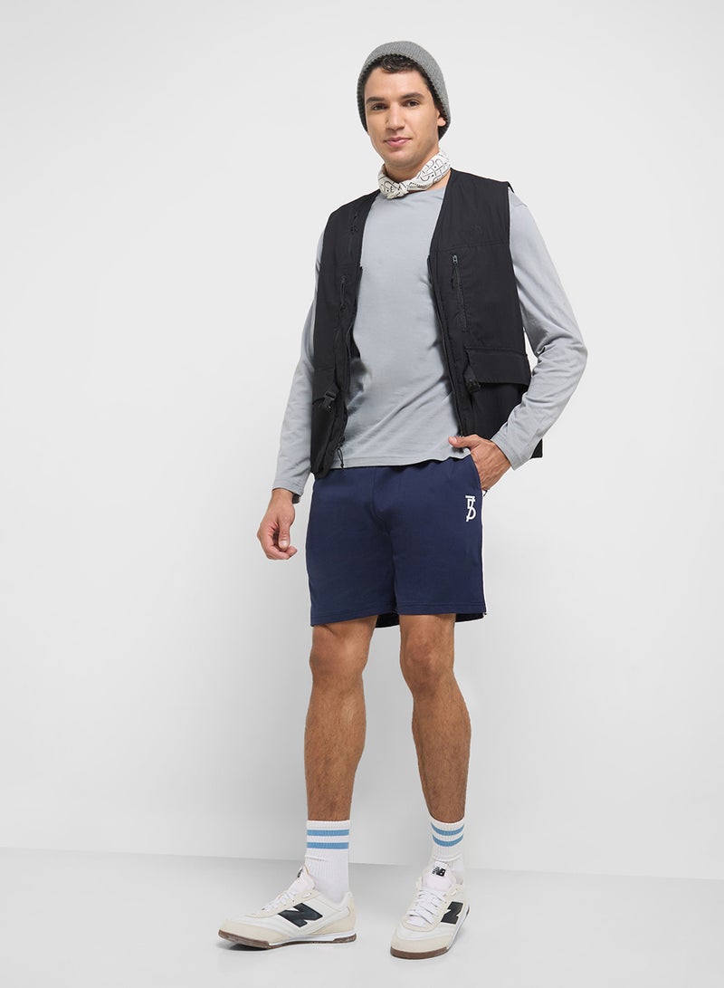 سفنتي فايف شورت كاجوال - Image 2