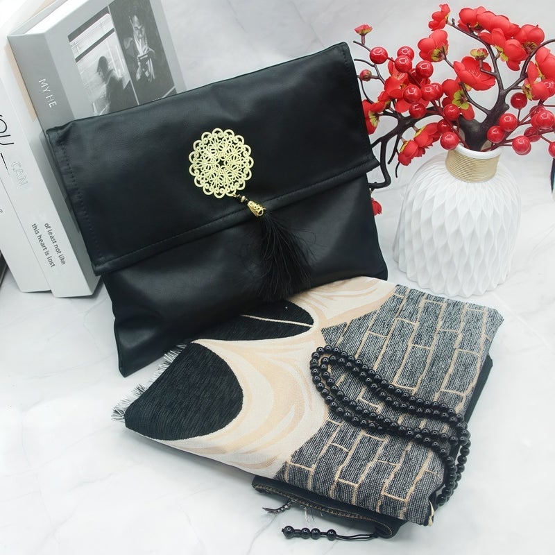 Portable Silk Carpet Gift Set with Bag - Modern Minimalist Square Washable Mat for Travel and Festivals - Image 4
