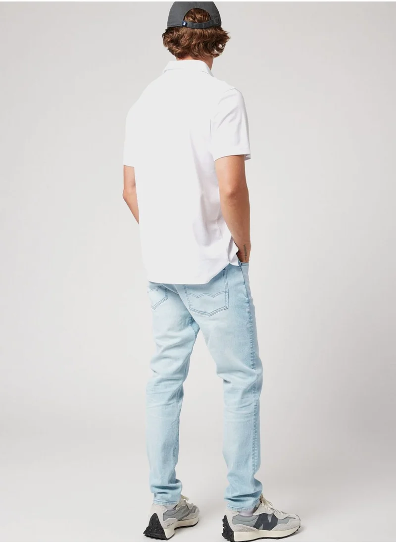 امريكان ايجل Light Wash Skinny Fit Jeans