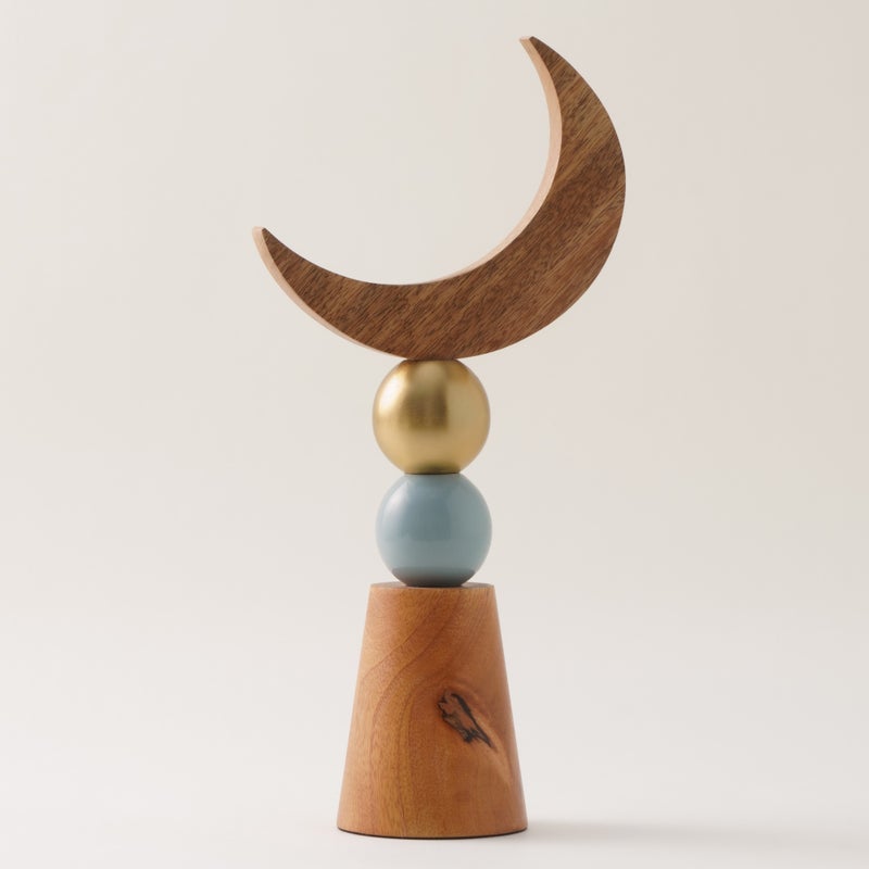 Homez wood Ramadan crescent moon with multicolor spherical base 36*15*7.5cm - Image 1