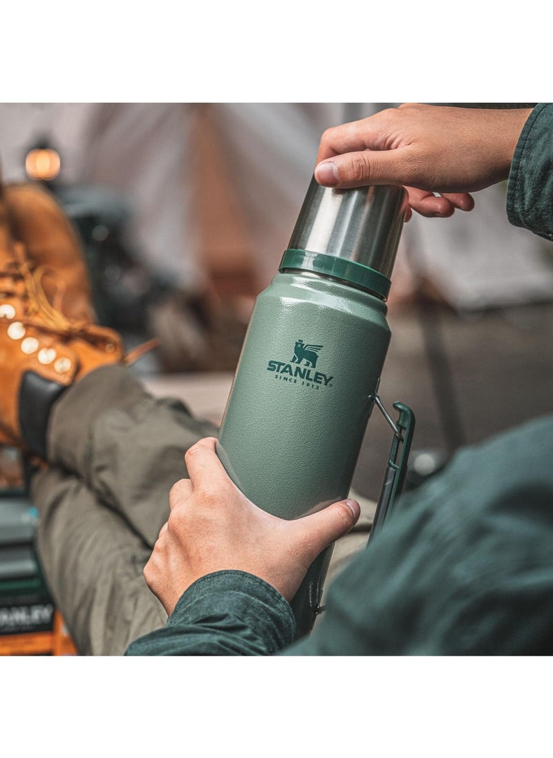 Stanley - Stanley Classic Legendary Bottle 1L / 1.1QT Hammertone Lake â€“ BPA FREE Stainless Steel Thermos | Keeps Cold or Hot for 24 Hours | Leakproof Lid Doubles as Cup | Dishwasher Safe | Lifetime Warranty - Image 1