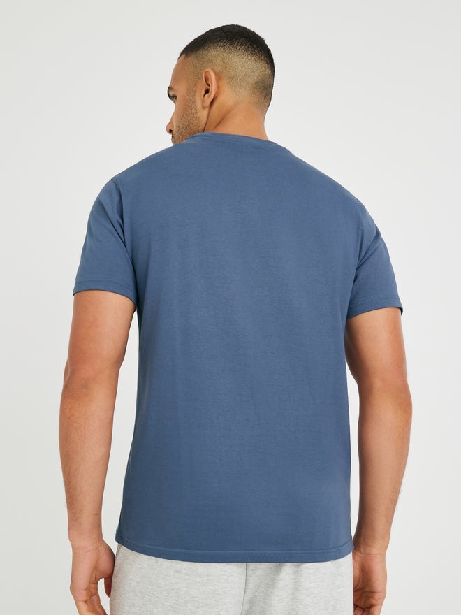 Styli Solid Crew Neck Regular Fit T-Shirt - Image 4