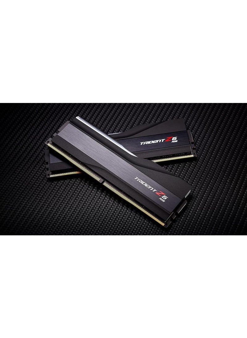 Trident - مجموعة ذاكرة سطح المكتب ثنائية القناة DDR5 من سلسلة Trident Z5 RGB سعة 32 جيجابايت (2 × 16 جيجابايت)، سرعة ذاكرة 6800 ميجاهرتز، زمن انتقال CL34 CAS، 1.40 فولت، Intel XMP 3.0، 288 دبوسًا، أسود | F5-6800J3445G16GX2-TZ5RK - Image 1