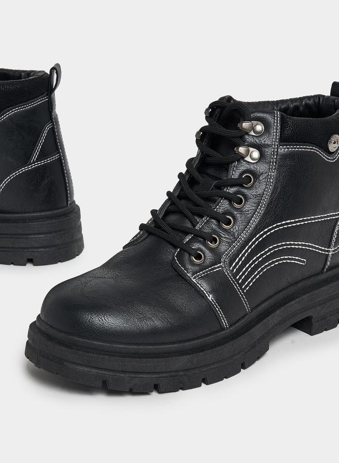 ستايلي حذاء بوت بتفاصيل مُطرّزة ومقدمة دائرية - Image 3