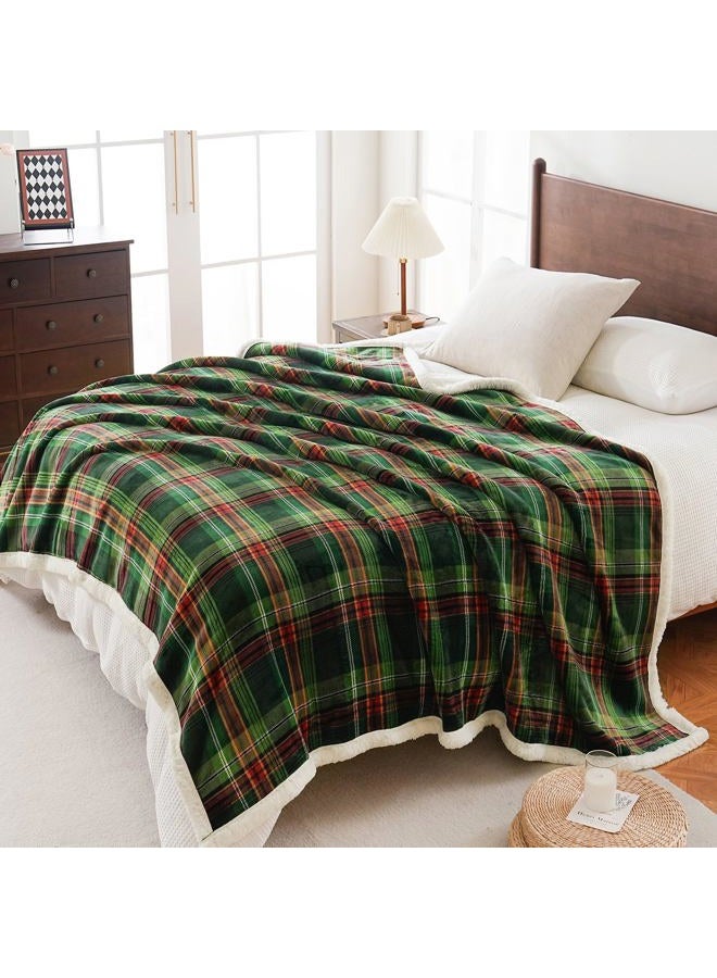 PU MEI Sherpa Fleece Throw Blanket 60" x 80" Reversible Plush Fluffy Large Big Blanket Lattice Flannel Blankets for All Season Use, Chrismas Green - Image 2