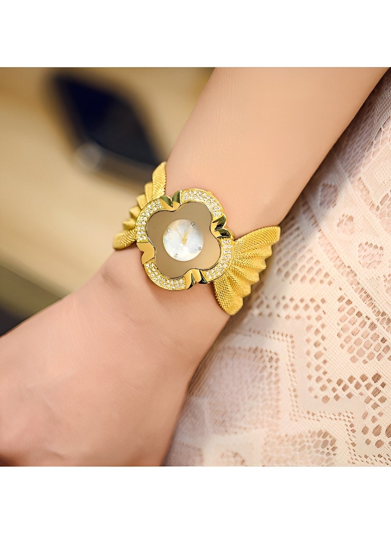 REOCLE Women's Quartz Watch with Four-leaf Clover Shaped Dial & Exaggerated Butterfly Mesh Strap Brilliant Diamond Wrist Watch Gifts for Girls Ladies  - Image 4