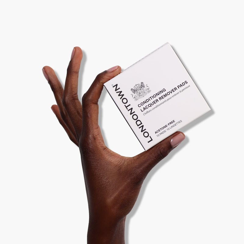 LONDONTOWN Conditioning Lacquer Remover Pads - Image 2