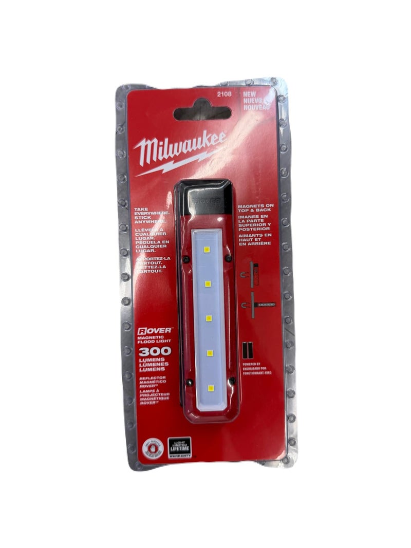 Milwaukee 2108 300-Lumen LED Magnetic Flood Light