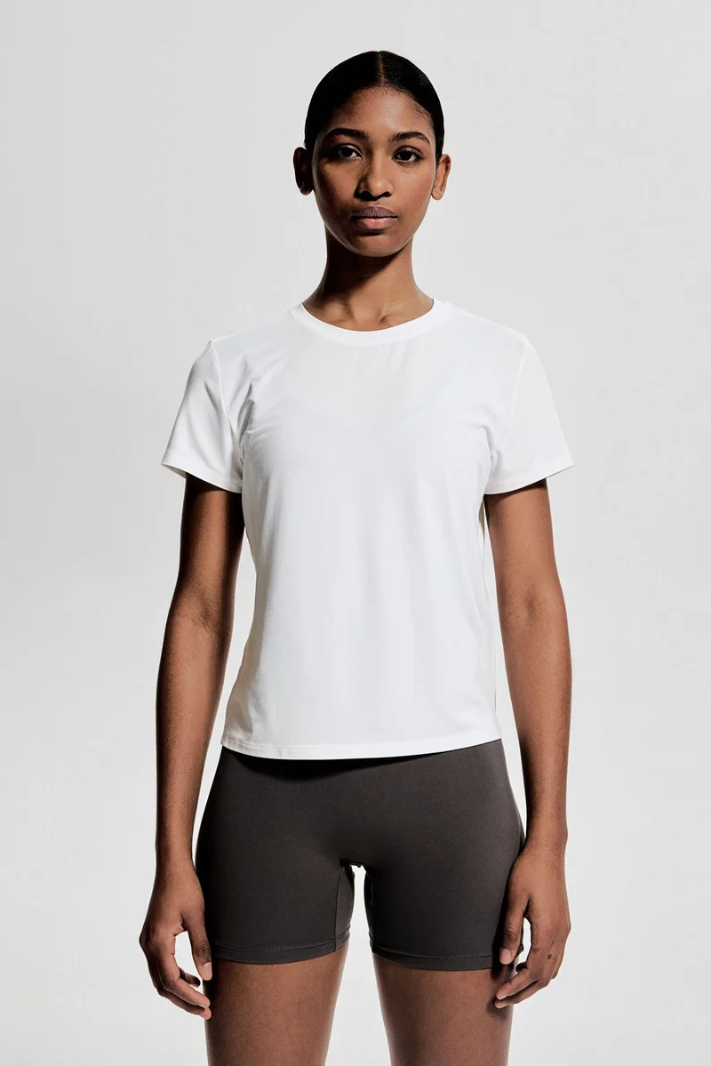 H&M Sports top in DryMove™