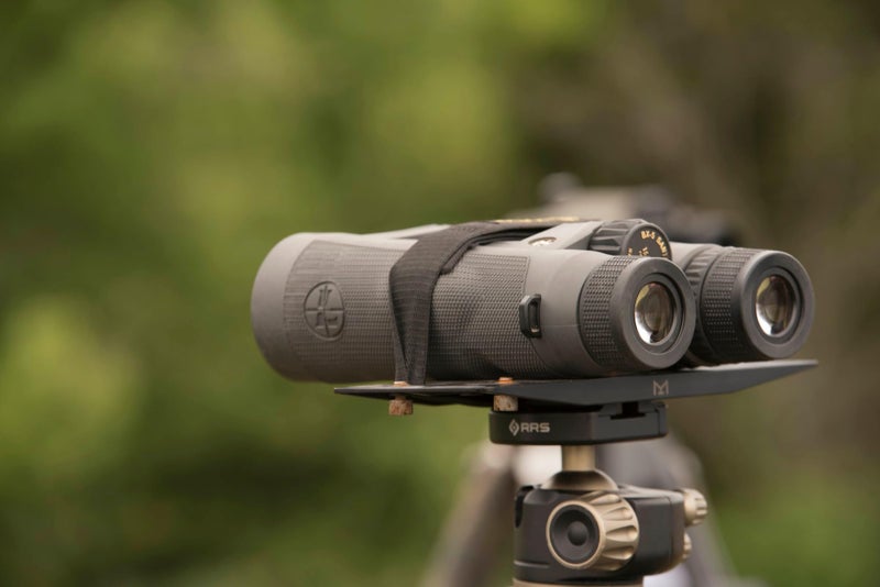 Leupold Binocular Tripod Adapter Tray  Black  Mount: 1/4-20 - Image 4
