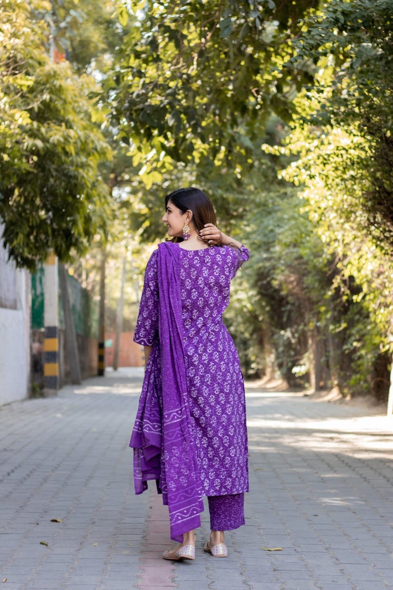 GoSriKi Women's Rayon Blend Printed Straight Kurta with Pant & Dupatta (Feedback-BEGANI-GS_S_Purple_Small) - Image 2