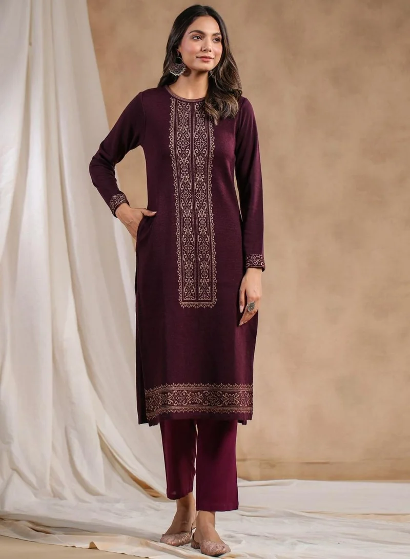 Women's Mauve Polyester Blend Embellished Tunic Straight Fit Kurta