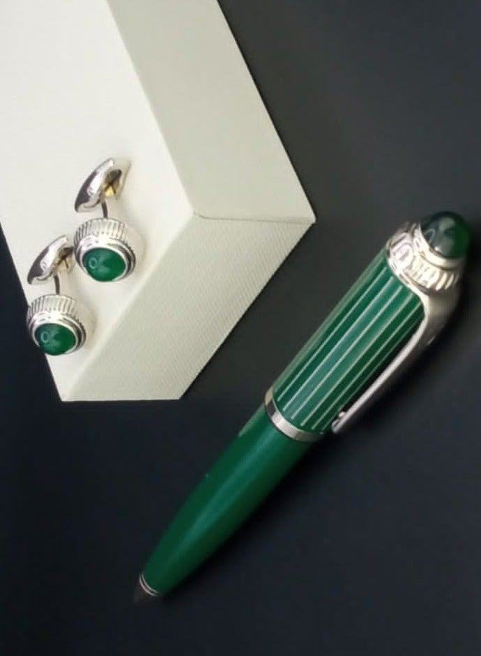 A luxurious and elegant pen and cufflink set with a box