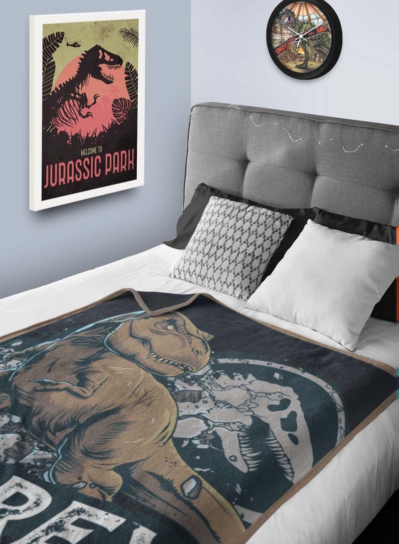 UNIVERSAL Universal Jurassic World Dominion Polar Fleece Blanket for Kids | All-Season, Ultra Soft, Fade Resistant (Official Universal Product)  - Image 1
