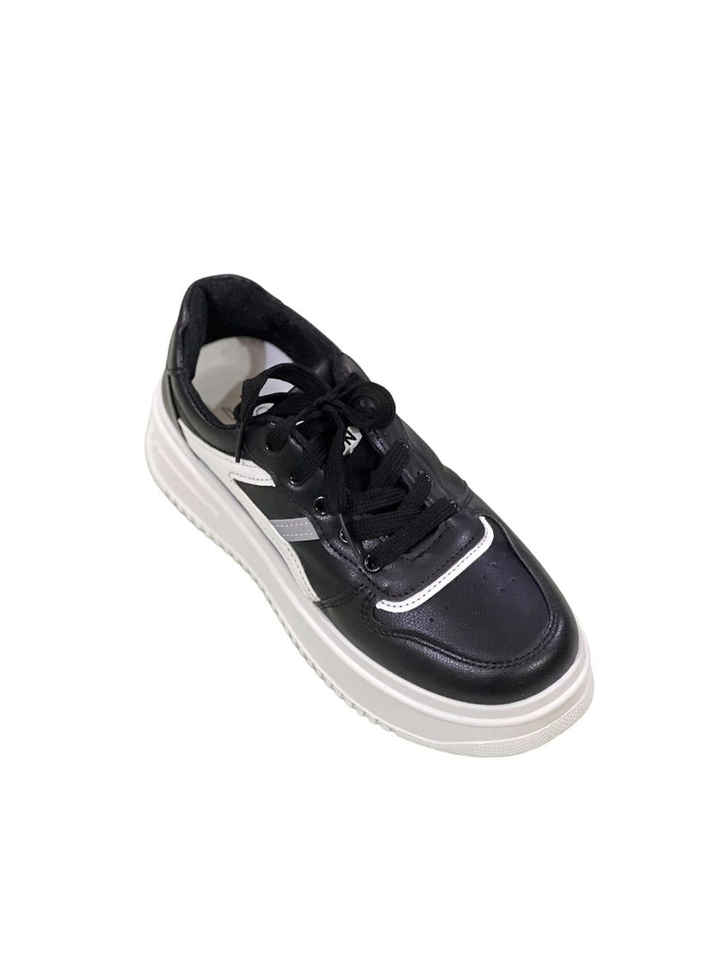 FASHION Lightweight Casual Shoes  - Image 1