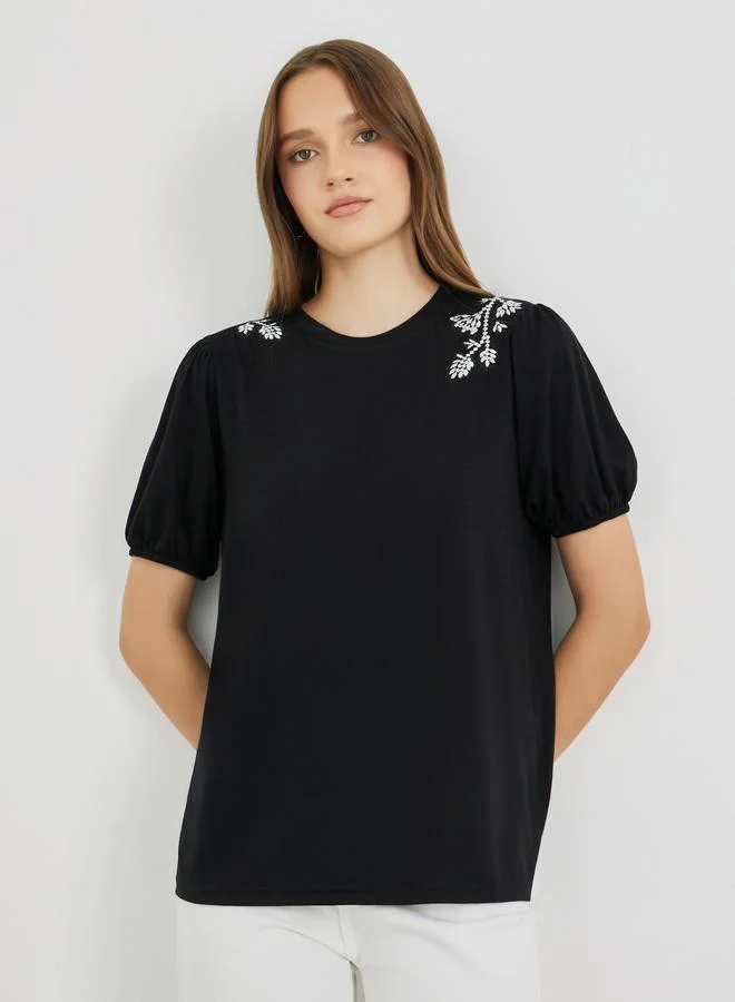 تايك تو Take Two Embroidered Round Neck Short Sleeve T-Shirt