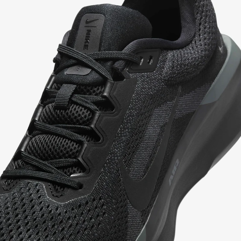 Nike Black Men's Winflo 11 Road Running Shoes for Men | Best Price UAE