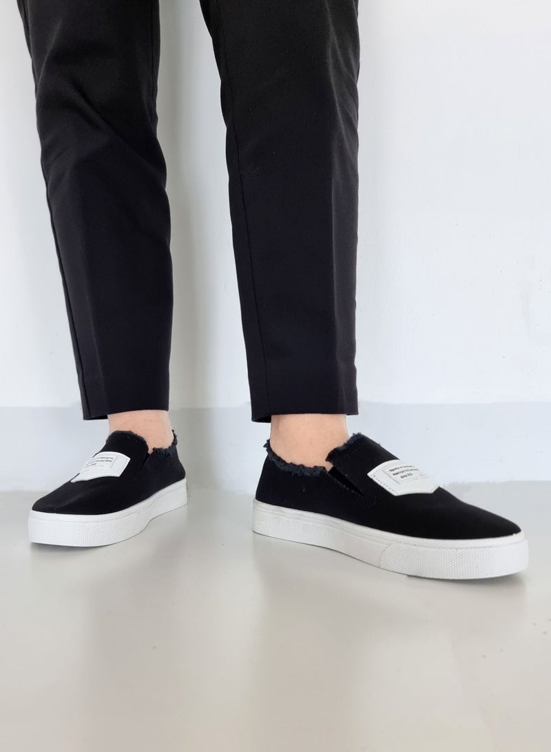 Fashion Unisex  Shoes Round Toe Trainers Solid Color Black Shoes Comfortable Soles Slip-On Simple Flats Fashion Sneakers - Image 3