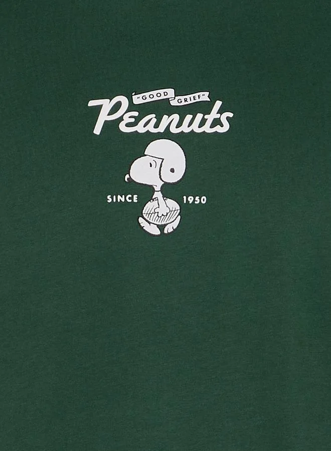 اس بي كاركترز Men Regular Fit Crew Neck Short Sleeves Peanuts Print T-shirt