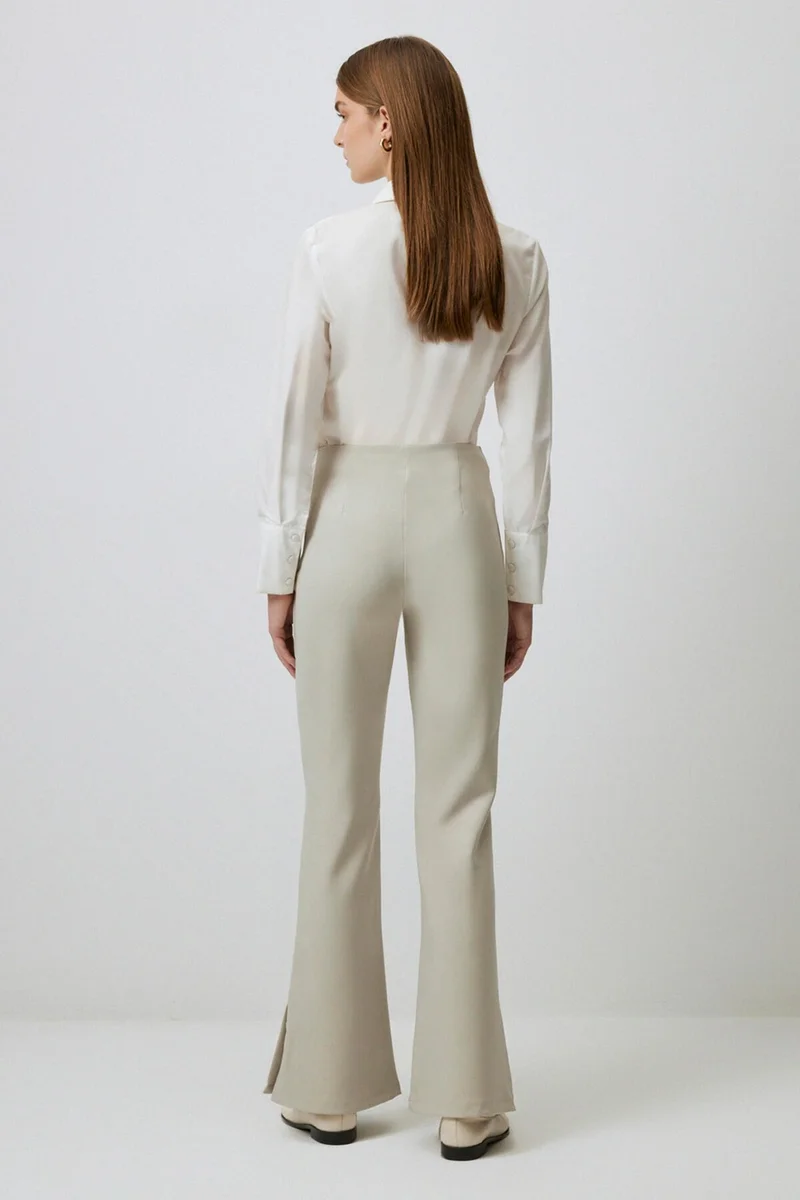 توتشي Button Detailed Crepe Trousers