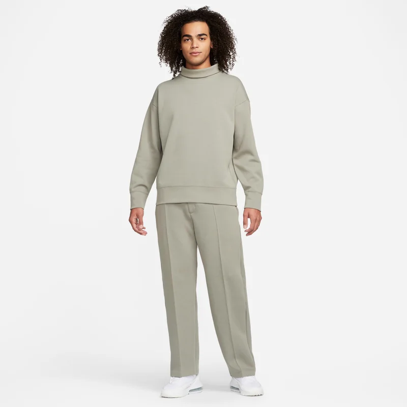 Nike Grey Men's Sportswear Tech Fleece Re-Imagined Sweatshirt for Men | Best Price UAE