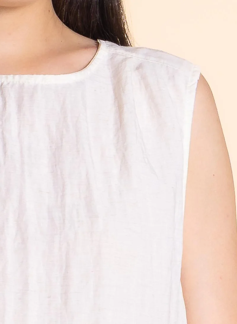 SHAPES COMFORT LIGHTWEIGHT DETAILED TOP