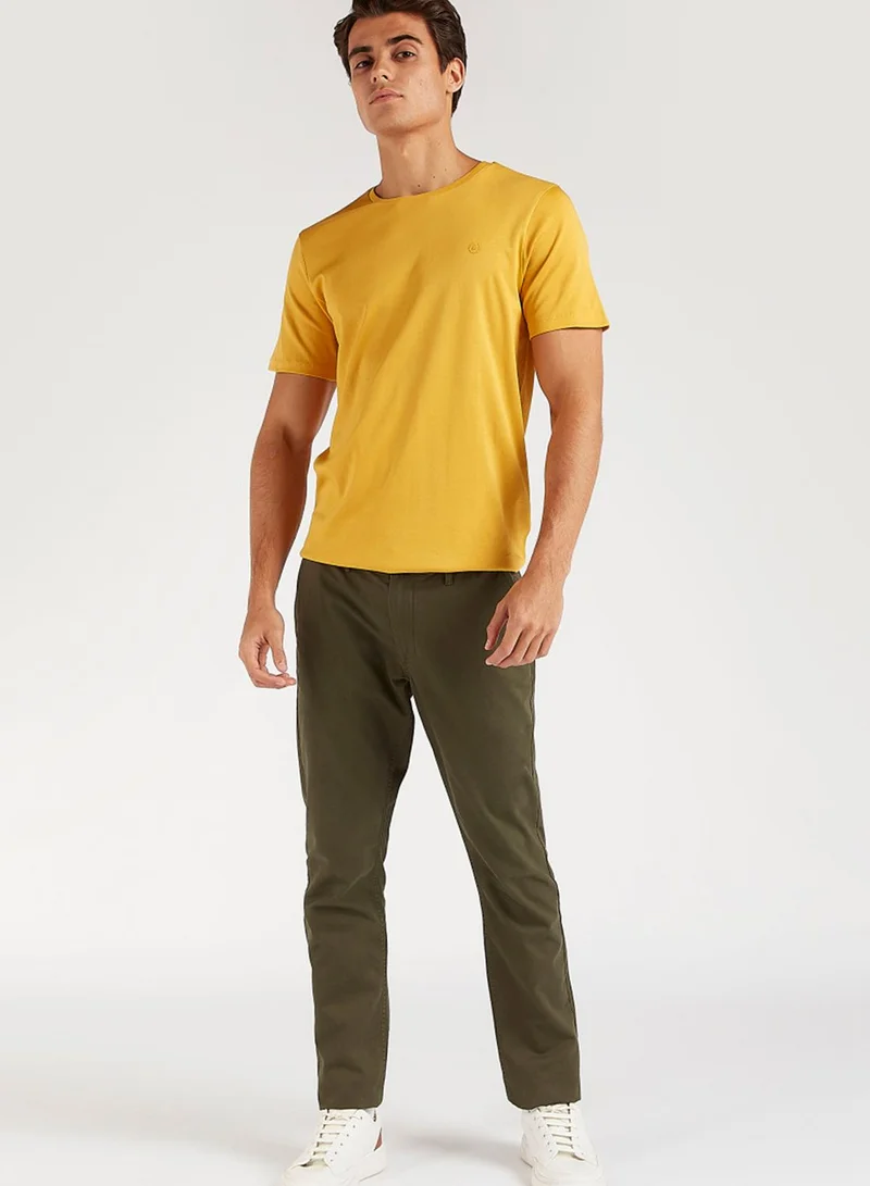 Iconic Essential Crew Neck T-Shirt
