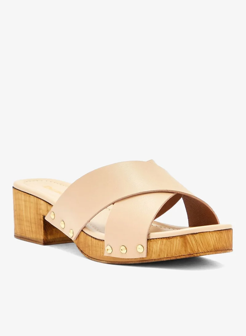 ديون لندن صندل بكعب منخفض وسيورمتعددة