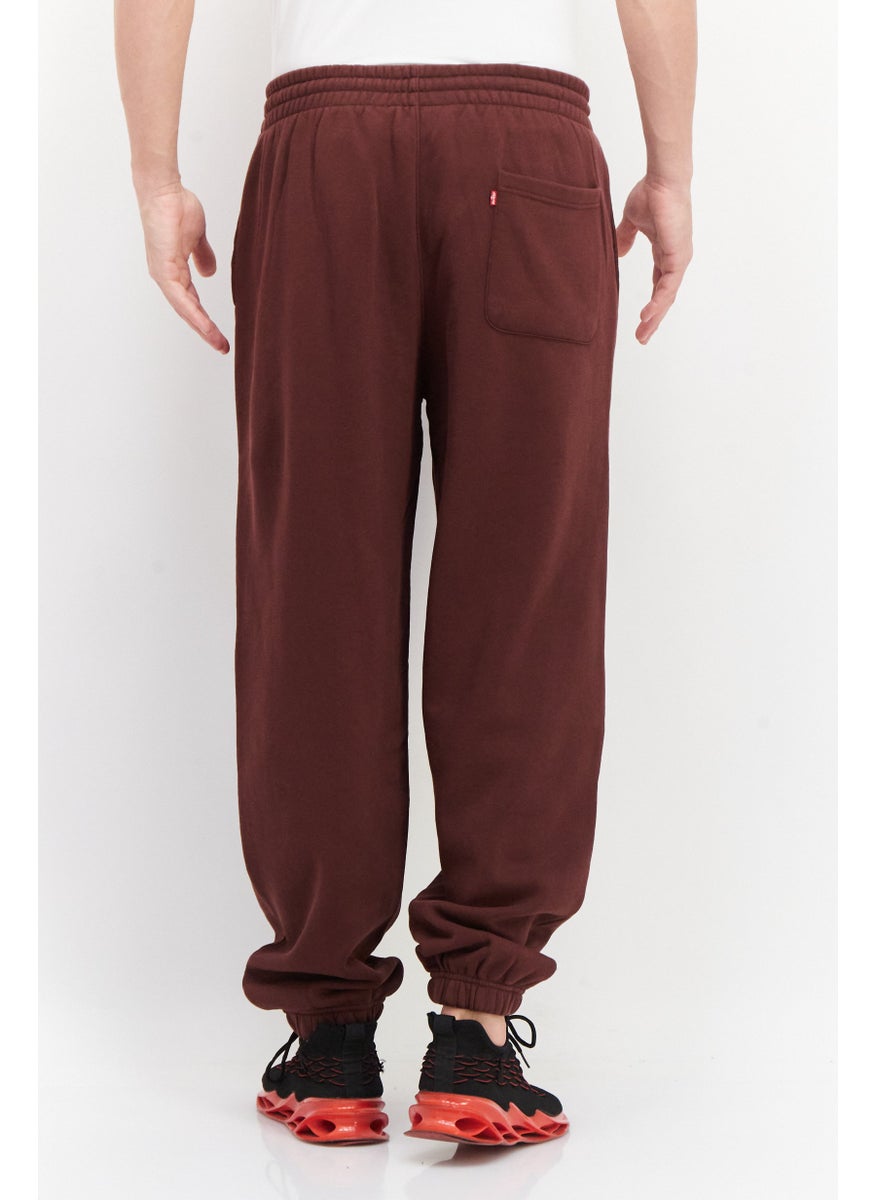 Levi's - Men Regular Fit Embroidered Logo Jogger Sweatpants, Burgundy - Image 1