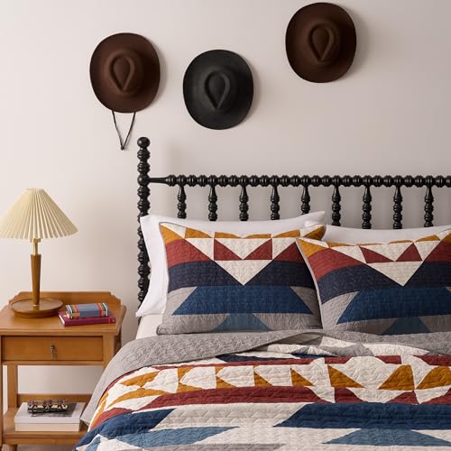 Pendleton Explorer Full/Queen Quilt Bedding Set with 2 Shams Premium Cotton Lightweight Quilted Bedspread Coverlet for Bed Rustic Home Decor Machine Washable, 90-inch x 92-inch, Blue Grey Multicolor - Image 2