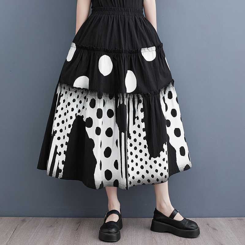 2023 Spring and Autumn New Korean Printed Loose plus size Stitching Design Sense Skirt for Women Black 