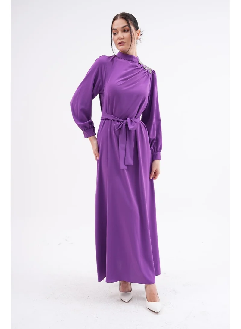 Elegant Belted Evening Dress with Shoulder Embellishment