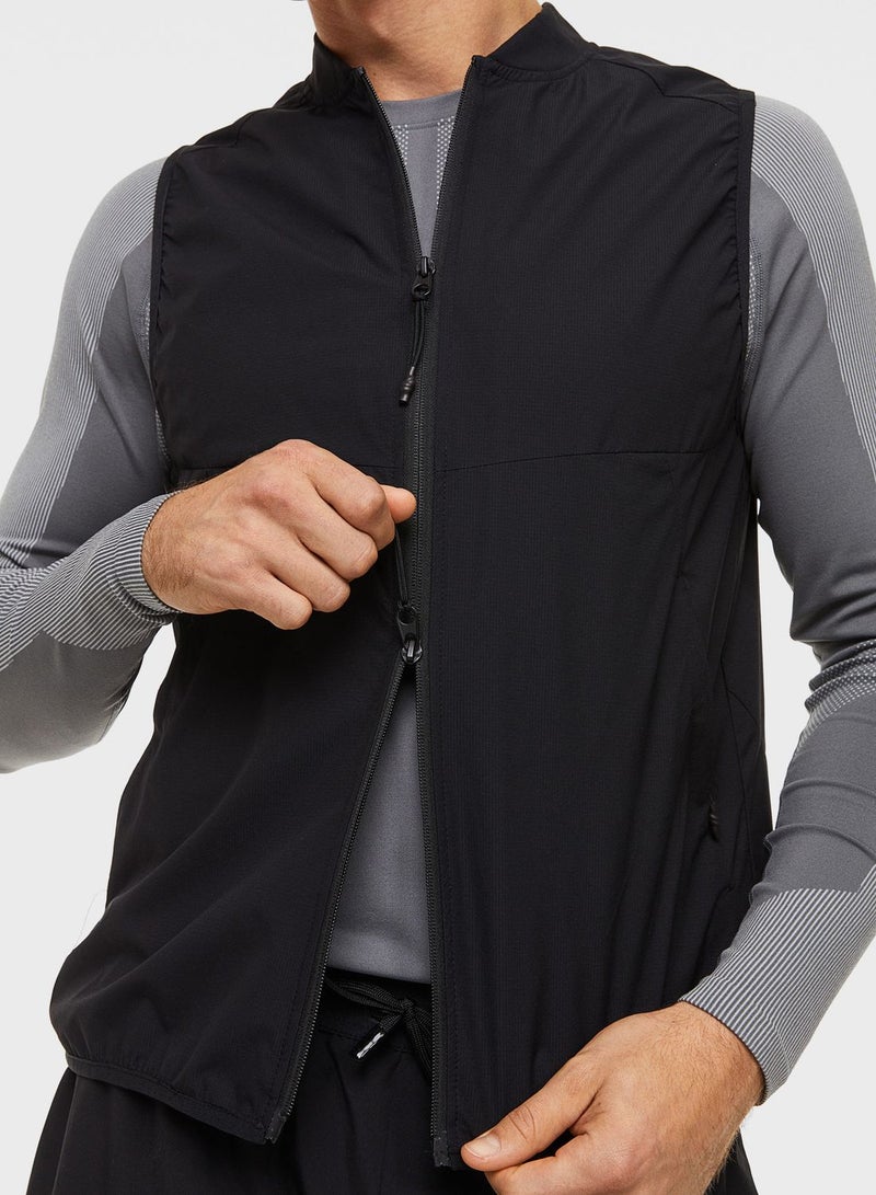 H&M Water-Repellent Gilet  - Image 5
