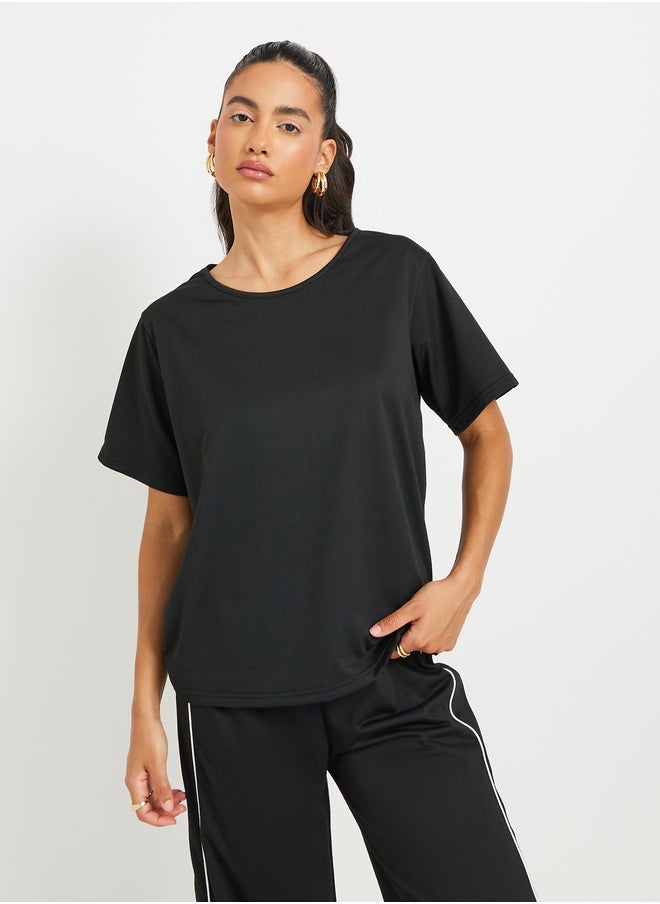 Take Two Take Two Solid Short Sleeve T-Shirt and Contrast Trim Pants Co-Ords  - Image 3