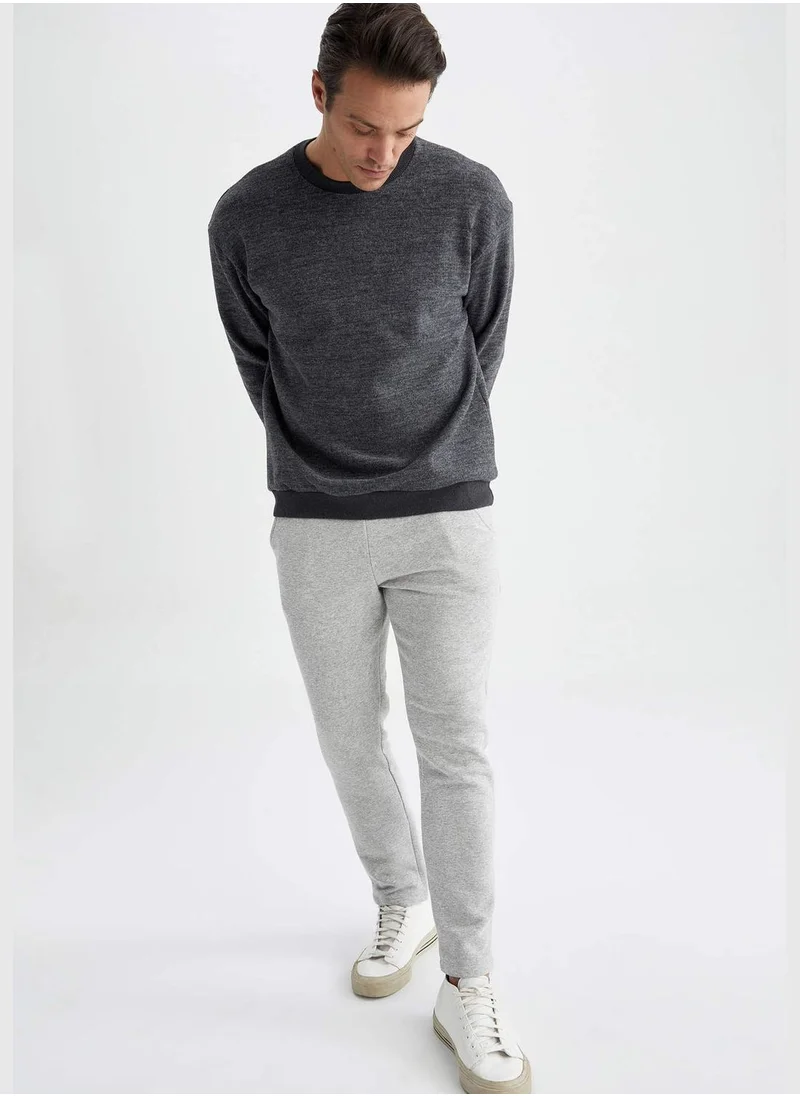 ديفاكتو Man Knitted Trousers