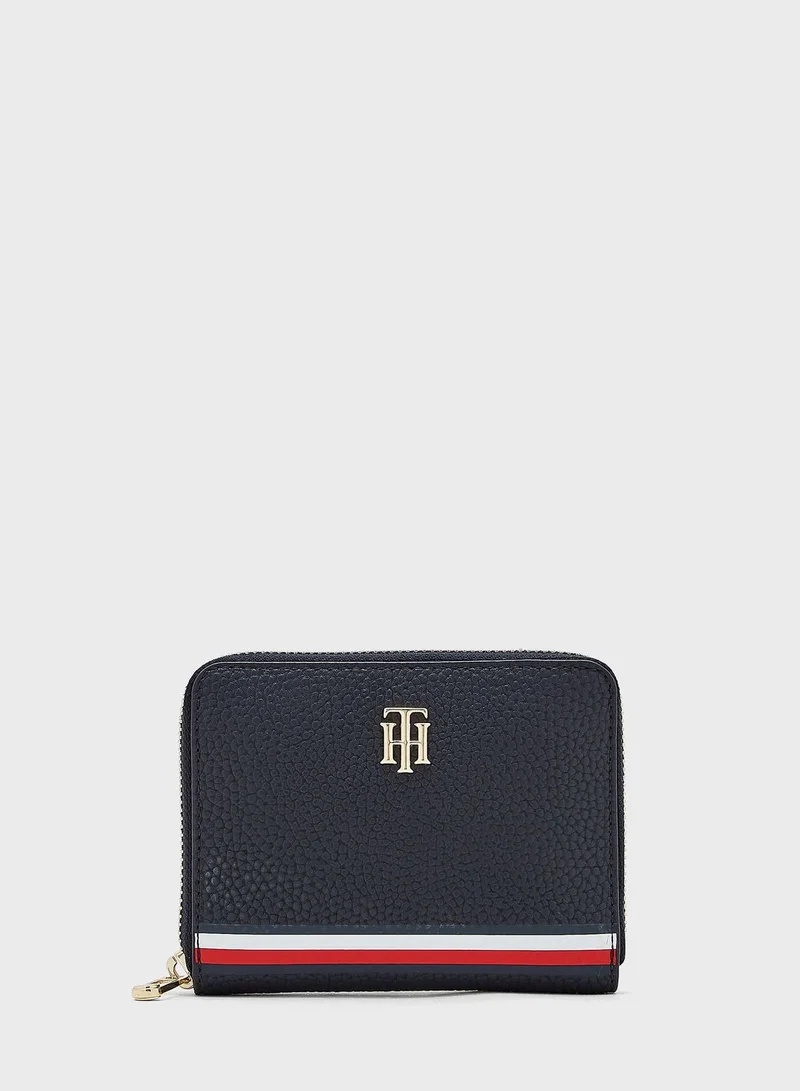 TOMMY HILFIGER Medium Signature Zip-Around Wallet