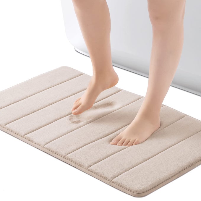 MEMORY FOAM BATH MAT 17 X 24 WATER ABSORBENT SHOWER MAT THICK BATH RUGS FOR BATHROOM NON SLIP WITH PVC BACKING ULTRA SOFT BATHROOM RUGS FOR FLOOR TUB LTBROWN