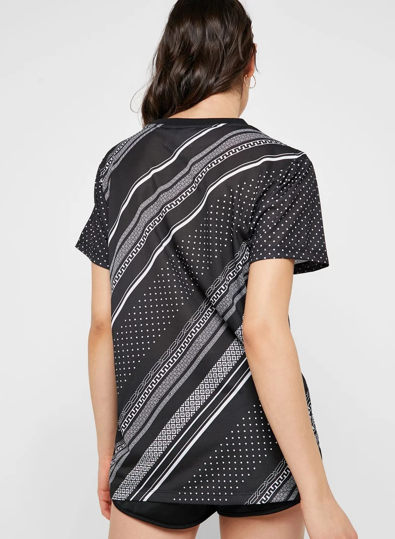 adidas Originals Boyfriend Trefoil T-Shirt