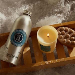 L'OCCITANE Almond Milky Bath - 500 ml  - Image 2
