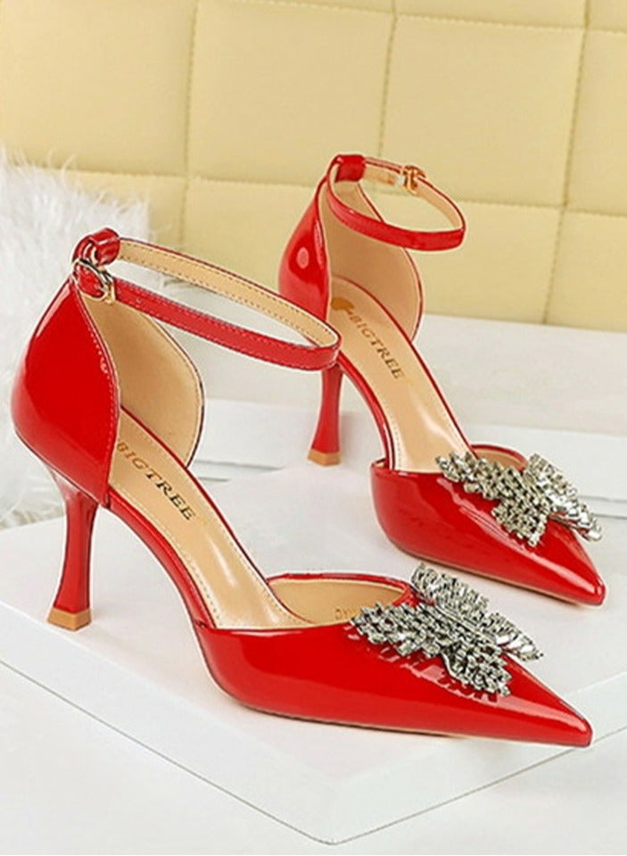 بيج تري المرأة مغلقة أشارت إصبع القدم مضخة الراينستون قوس الديكور كعب عالي الأحمر 8CM - Image 1