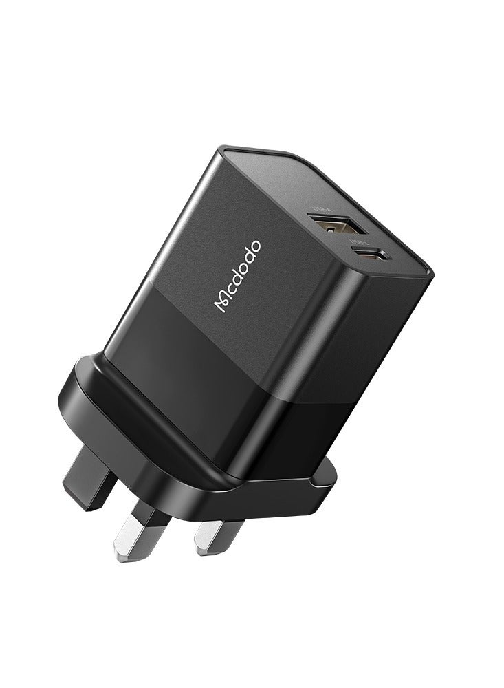 مكدودو شاحن MCDODO CH1302 سلسلة هيدروجين 20 وات مع مجموعة كابل (قابس المملكة المتحدة) - أسود - Image 3