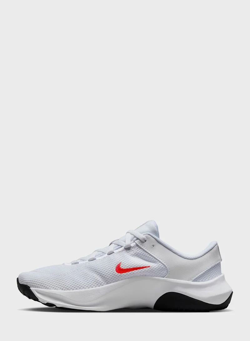Nike Legend Essential 3